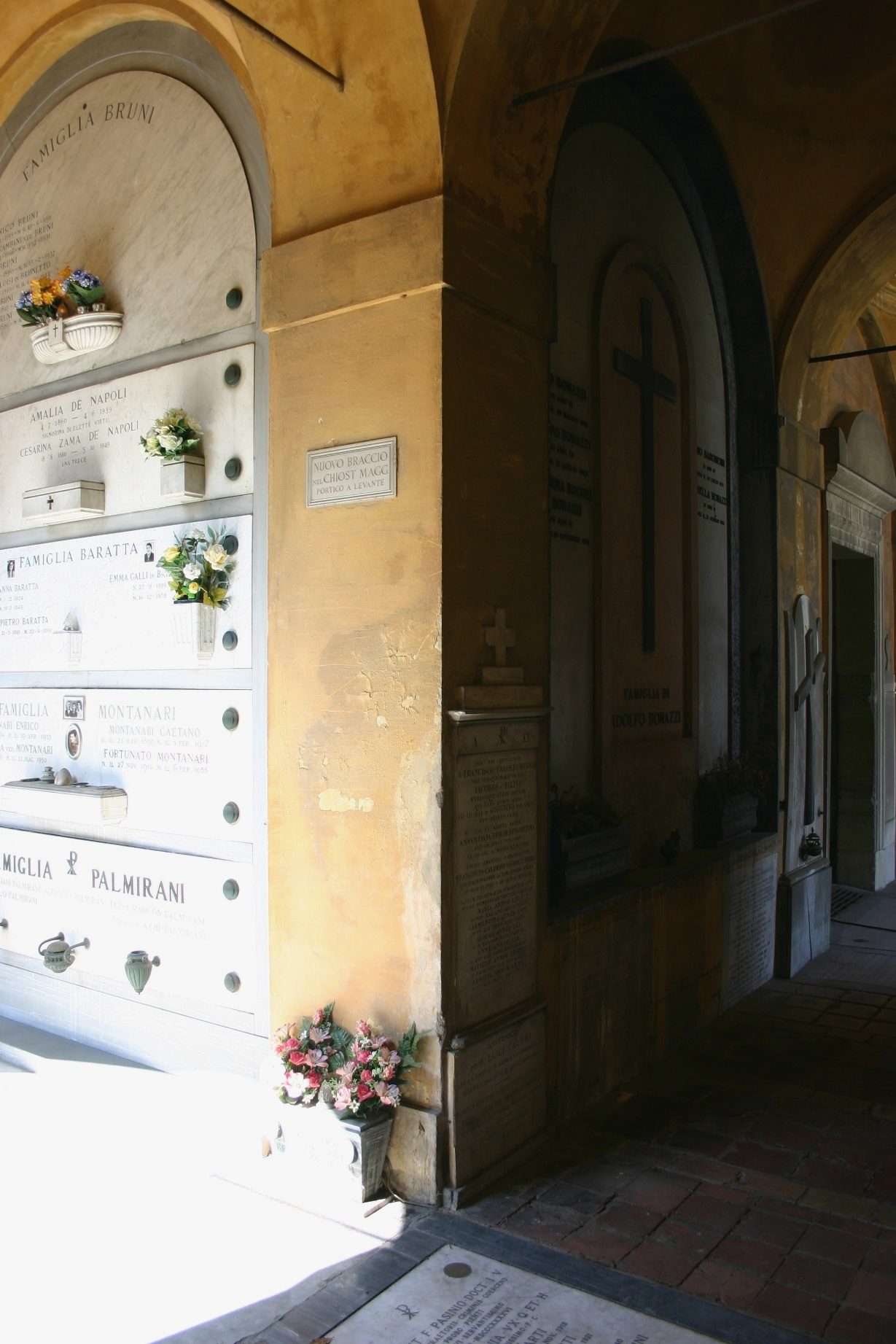 Luigi Calori's tomb, Certosa Cemetery, Bologna - 01.JPG